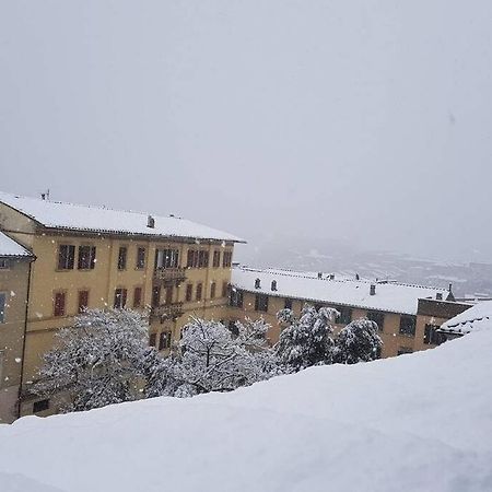 La Ghibellina. Confortevole,Posizione Privilegiata Siena Luaran gambar